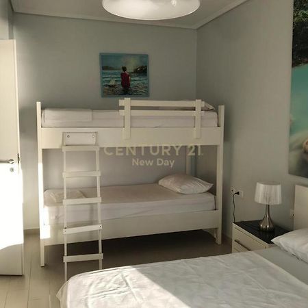Sea View Apartment Durrës Kültér fotó