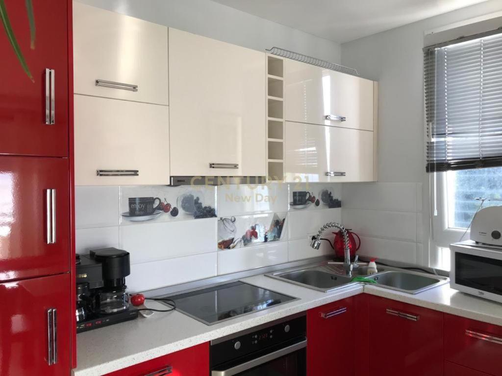 Sea View Apartment Durrës Kültér fotó